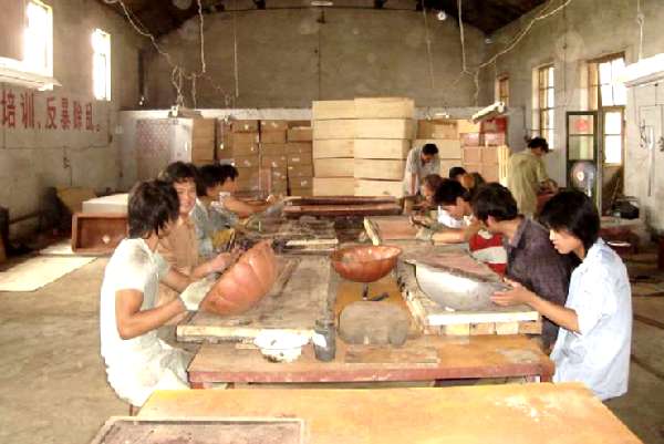 Mexican style hand hammered and handcraft copper farmhouse sinks, copper kitchen sinks, copper bathroom sinks, copper hammered sinks, copper bar sinks