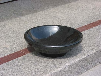 Stone bathroom sinks, granite sinks, marble sinks, bath fixtures, bath basins, undermount sinks, pedestal, self rimming, vessel mount, vessel, wall hung.