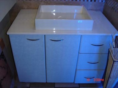 Stone bathroom sinks, granite sinks, marble sinks, bath fixtures, bath basins, undermount sinks, pedestal, self rimming, vessel mount, vessel, wall hung.